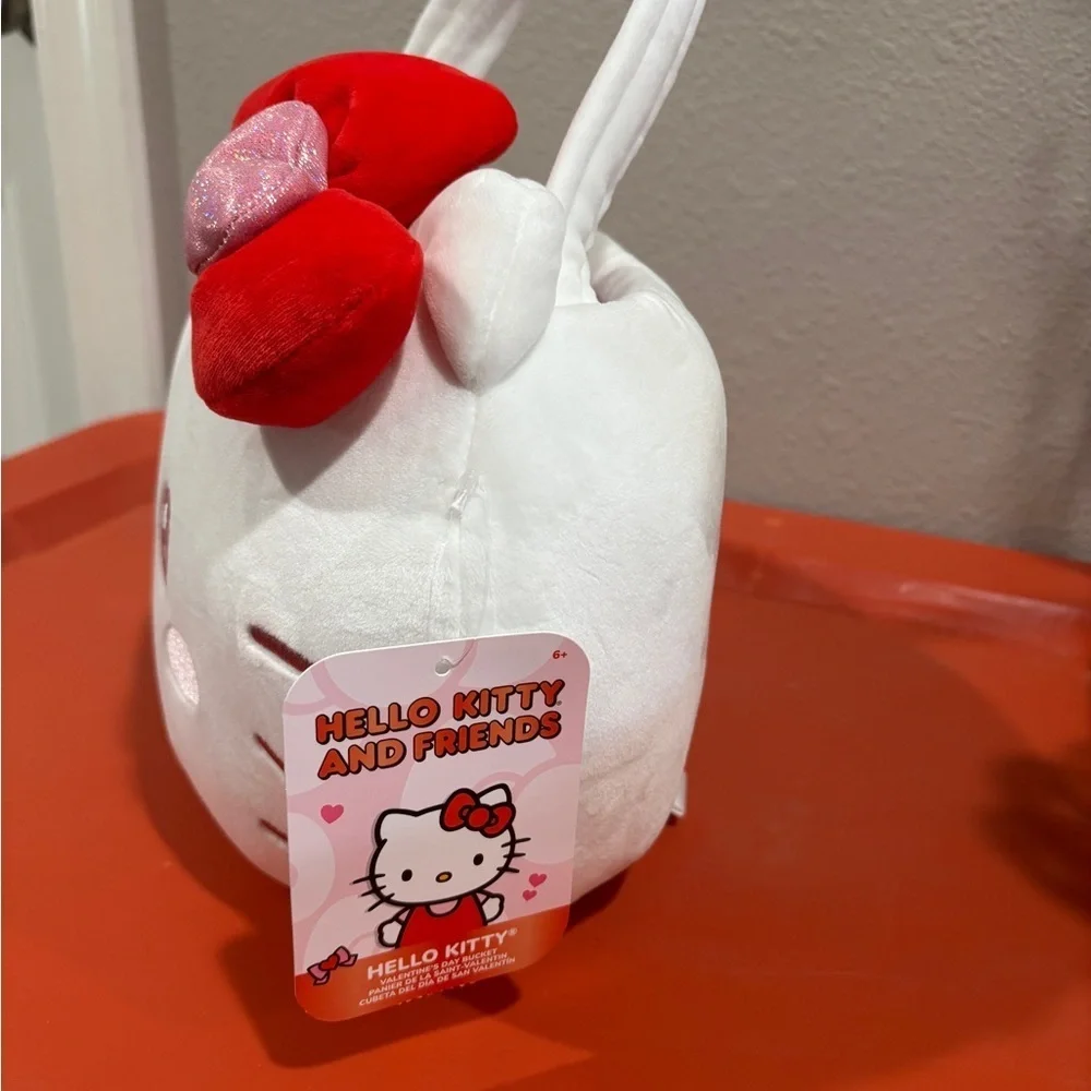 Hello Kitty Plush Basket